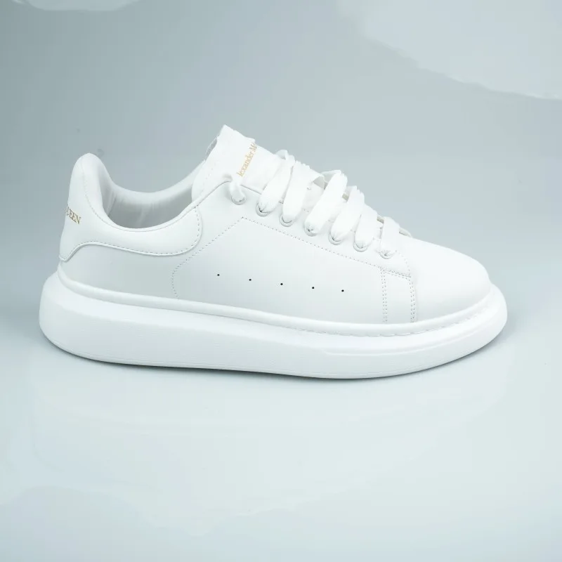 alxender mcqueen white mate